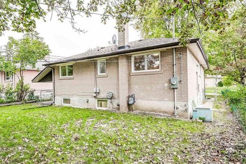 Photo 38 at 51 Aurora Heights Drive, Aurora Heights, Aurora