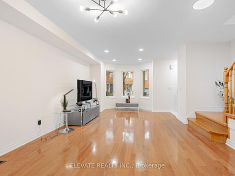 Photo 3 at 29 Minho Boulevard, Wychwood, Toronto