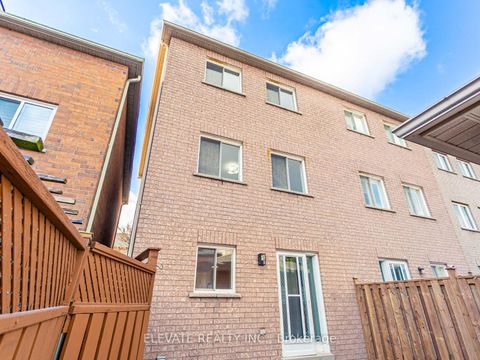 Photo 33 at 29 Minho Boulevard, Wychwood, Toronto