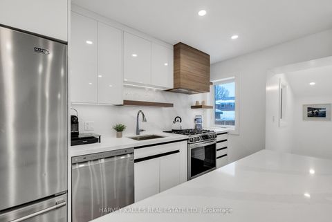 Photo 21 at 629 Duplex Avenue, Lawrence Park South, Toronto