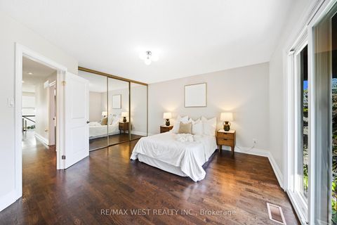 Photo 21 at 192 Pacific Avenue, High Park North, Toronto