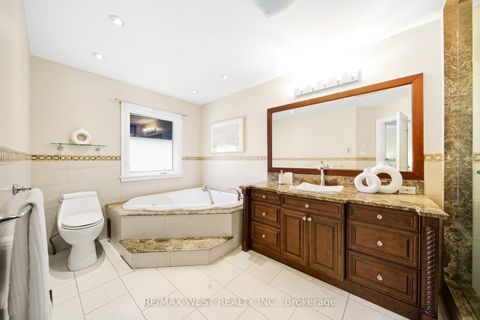 Photo 23 at 192 Pacific Avenue, High Park North, Toronto