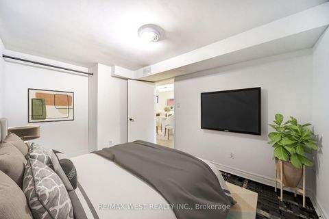 Photo 30 at 192 Pacific Avenue, High Park North, Toronto