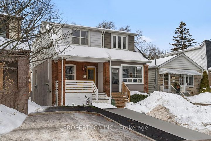 Photo 2 at 146 King Edward Avenue, Lumsden, Toronto