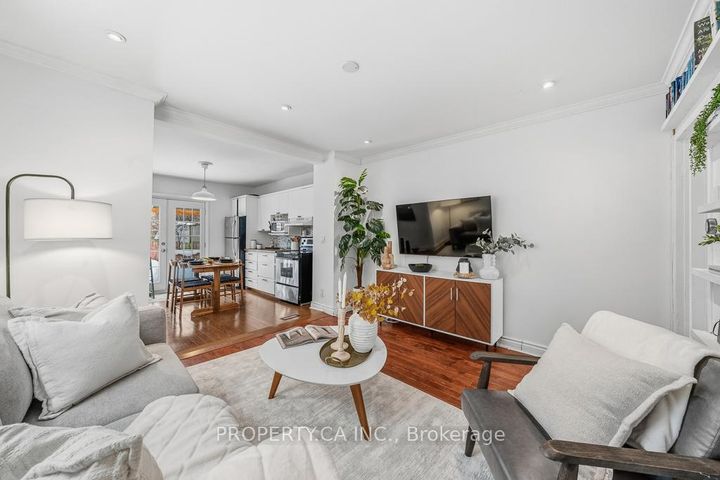 Photo 9 at 146 King Edward Avenue, Lumsden, Toronto