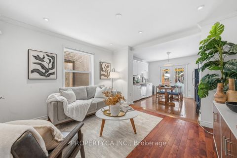 Photo 1 at 146 King Edward Avenue, Lumsden, Toronto