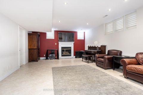 Photo 37 at 25 Clarkhill Street, Newtonbrook West, Toronto