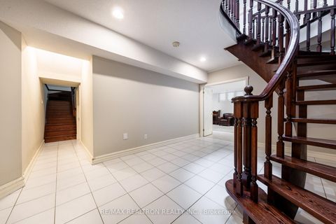 Photo 40 at 25 Clarkhill Street, Newtonbrook West, Toronto
