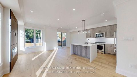 Photo 10 at 50 Third Avenue S, Uxbridge