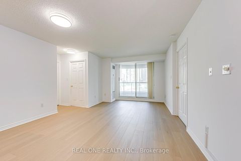 Photo 7 at 602 - 7 Lorraine Drive, Willowdale West, Toronto