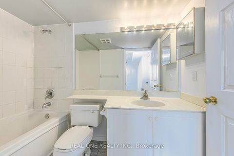 Photo 11 at 602 - 7 Lorraine Drive, Willowdale West, Toronto