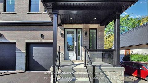 Photo 3 at 48 Third Avenue S, Uxbridge