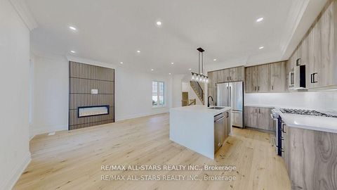 Photo 8 at 48 Third Avenue S, Uxbridge