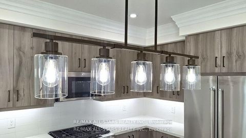 Photo 12 at 48 Third Avenue S, Uxbridge