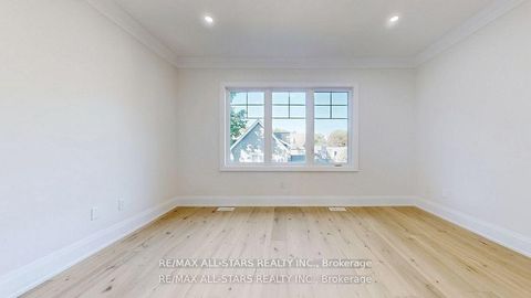 Photo 16 at 48 Third Avenue S, Uxbridge