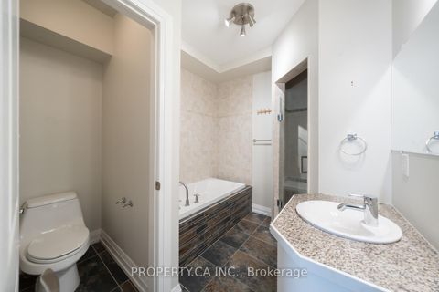 Photo 26 at 2 - 473 Dupont Street, Annex, Toronto
