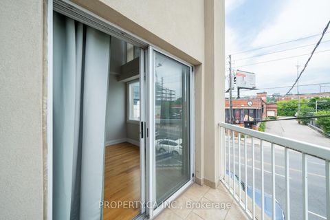 Photo 35 at 2 - 473 Dupont Street, Annex, Toronto