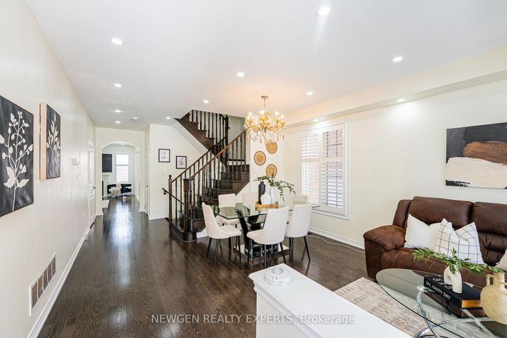 Photo 4 at 38 Bonnie Braes Drive, Credit Valley, Brampton