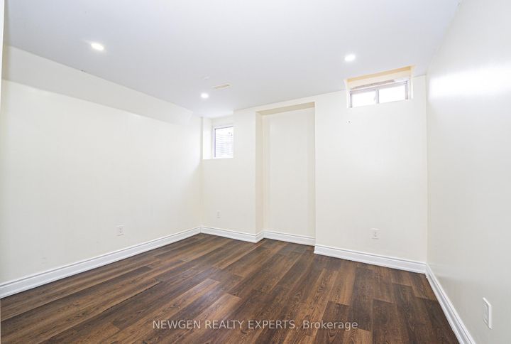 Photo 37 at 38 Bonnie Braes Drive, Credit Valley, Brampton