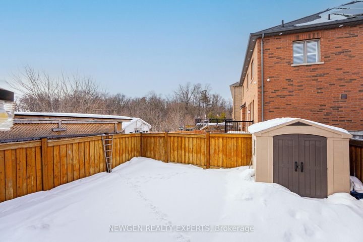 Photo 44 at 38 Bonnie Braes Drive, Credit Valley, Brampton