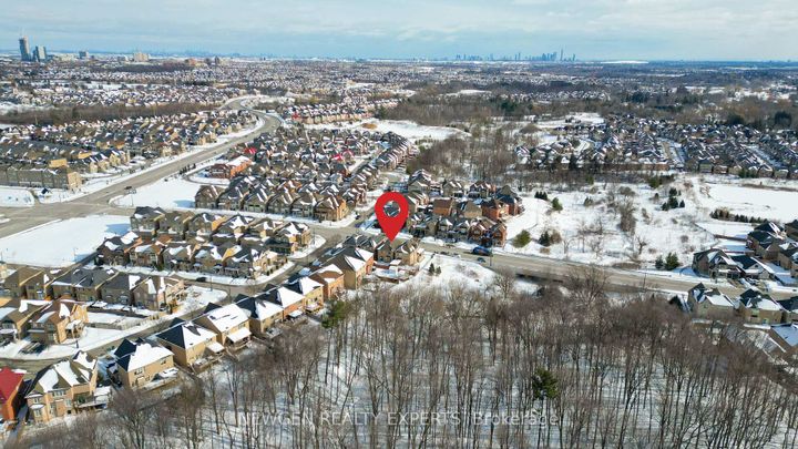 Photo 46 at 38 Bonnie Braes Drive, Credit Valley, Brampton