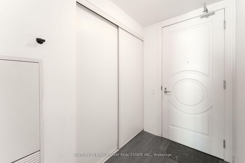 Photo 2 at 3011 - 88 Blue Jays Way, Waterfront Communities C1, Toronto