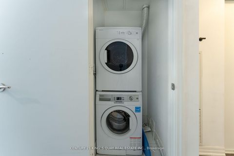 Photo 3 at 3011 - 88 Blue Jays Way, Waterfront Communities C1, Toronto