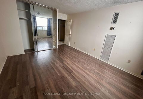 Photo 2 at 2004 - 10 Muirhead Road, Pleasant View, Toronto