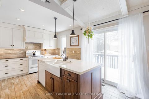 Photo 5 at 2263 25th Side Road, Alcona, Innisfil