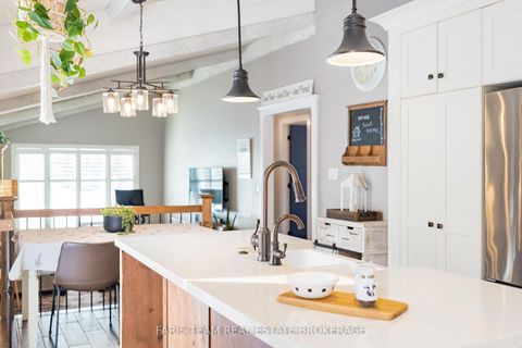 Photo 10 at 2263 25th Side Road, Alcona, Innisfil