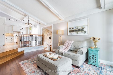 Photo 13 at 2263 25th Side Road, Alcona, Innisfil