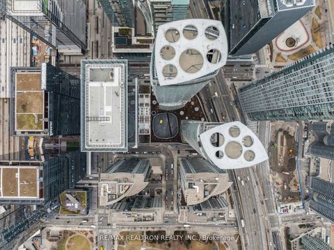 Photo 25 at 807 - 14 York Street, Waterfront Communities C1, Toronto