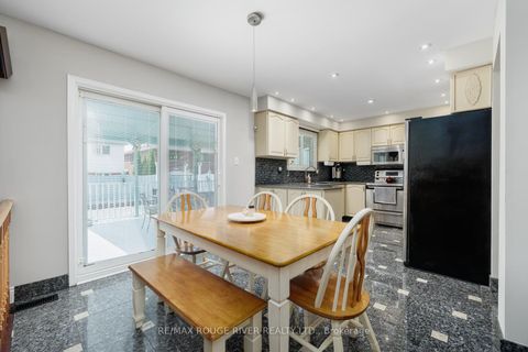 Photo 12 at 1106 Ridge Valley Drive, Pinecrest, Oshawa