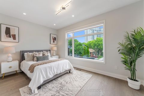 Photo 29 at 17 Trenton Avenue, Lumsden, Toronto