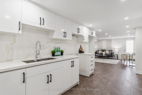 Photo 38 at 17 Trenton Avenue, Lumsden, Toronto