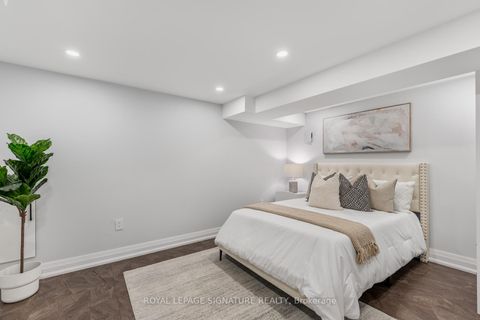 Photo 40 at 17 Trenton Avenue, Lumsden, Toronto