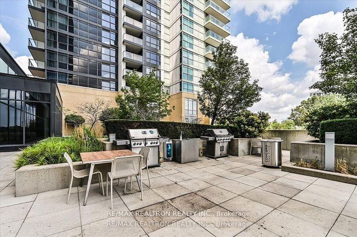 Photo 3 at 1110 - 15 Singer Court, Bayview Village, Toronto