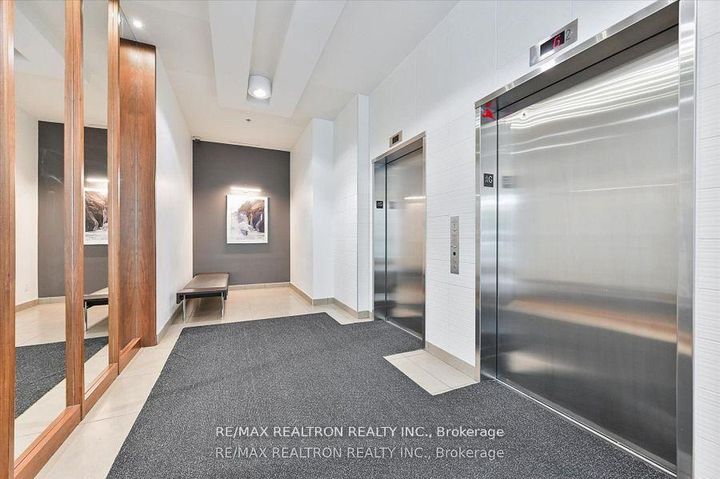 Photo 7 at 1110 - 15 Singer Court, Bayview Village, Toronto