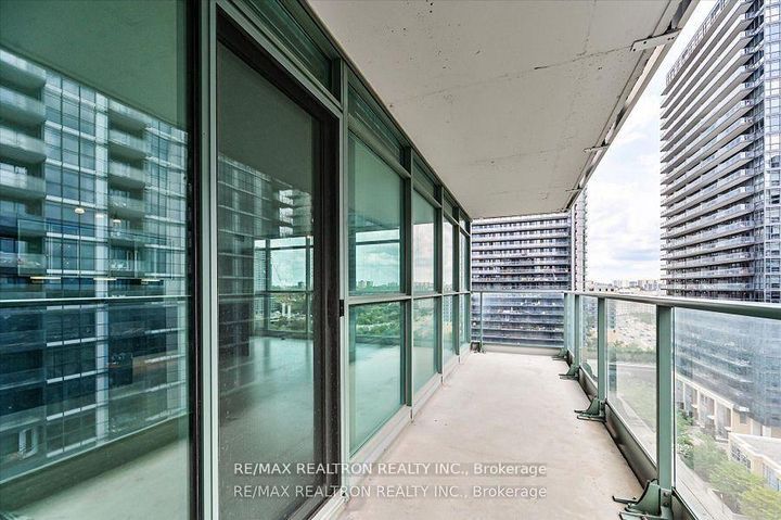 Photo 9 at 1110 - 15 Singer Court, Bayview Village, Toronto