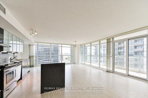 Photo 10 at 1110 - 15 Singer Court, Bayview Village, Toronto