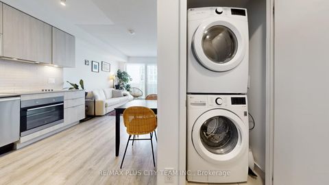 Photo 13 at 2008 - 20 Tubman Avenue, Regent Park, Toronto