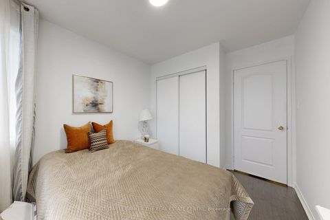 Photo 22 at 217 Stonebriar Drive N, Maple, Vaughan