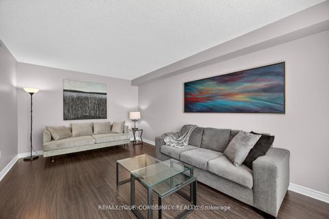 Photo 5 at 684 Exceller Circle, Wyndham, Newmarket