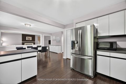 Photo 13 at 684 Exceller Circle, Wyndham, Newmarket