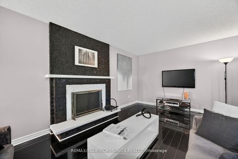 Photo 16 at 684 Exceller Circle, Wyndham, Newmarket