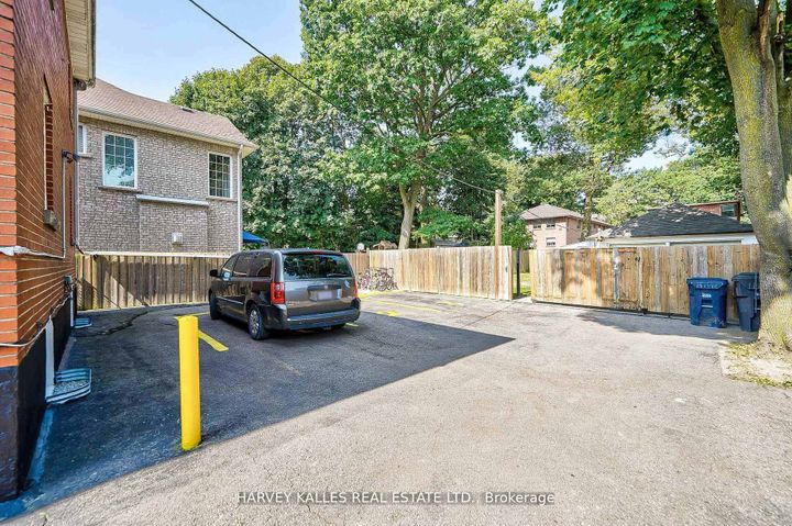 Photo 5 at 40 Dominion Road, Long Branch, Toronto