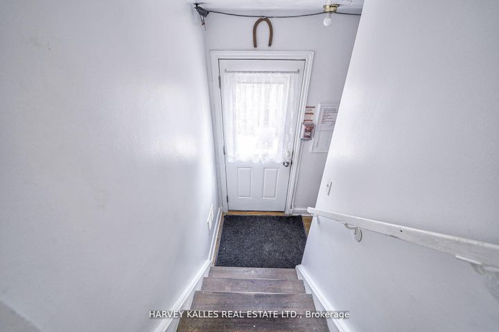 Photo 6 at 40 Dominion Road, Long Branch, Toronto