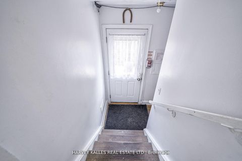 Photo 6 at 40 Dominion Road, Long Branch, Toronto