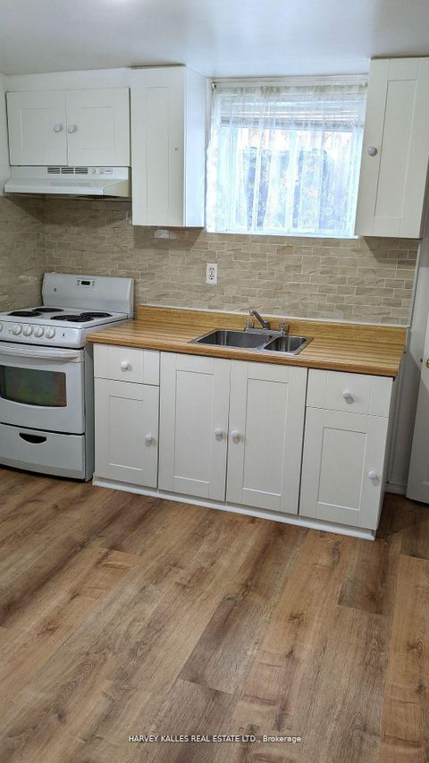 Photo 15 at 40 Dominion Road, Long Branch, Toronto