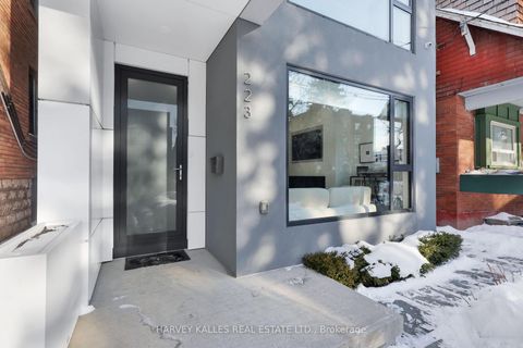 Photo 2 at 223 Wychwood Avenue, Cedarvale, Toronto